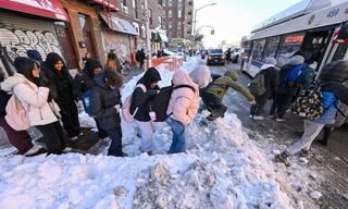 Bản TEEN quốc tế: 4500 teen biến trận bão tuyết kỷ lục thành "kỳ nghỉ trong mơ"