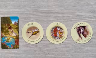 Tarot tuần này: Thiên Bình thuận lợi và may mắn, Ma Kết tránh vung tay quá lố