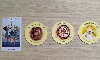 Tarot tuần này: Bảo Bình “vén màn” sự thật, Ma Kết “ở ẩn” khỏi mạng xã hội