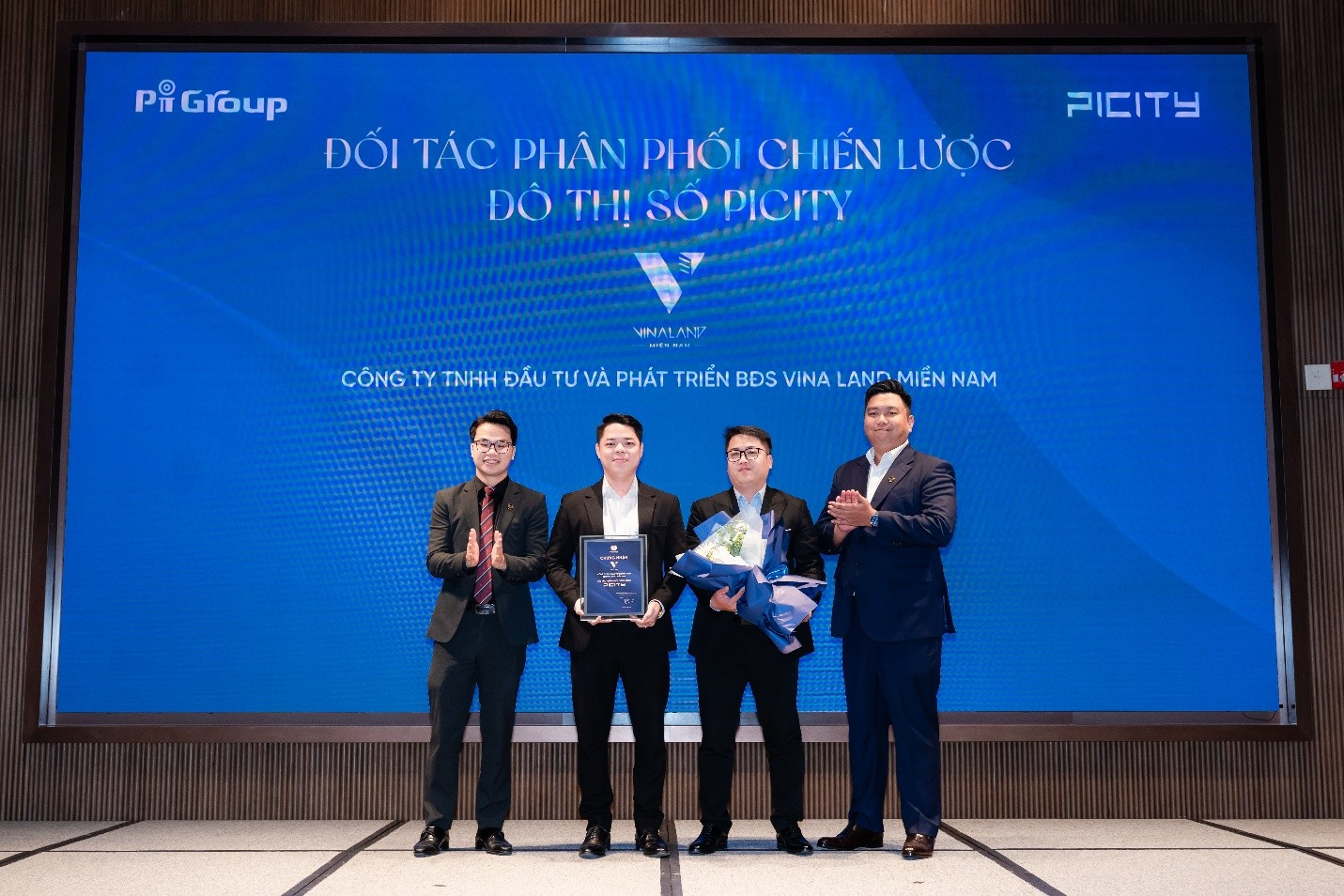 Vina Land Miền Nam trở thành đối tác phân phối chiến lược Đô thị số Picity