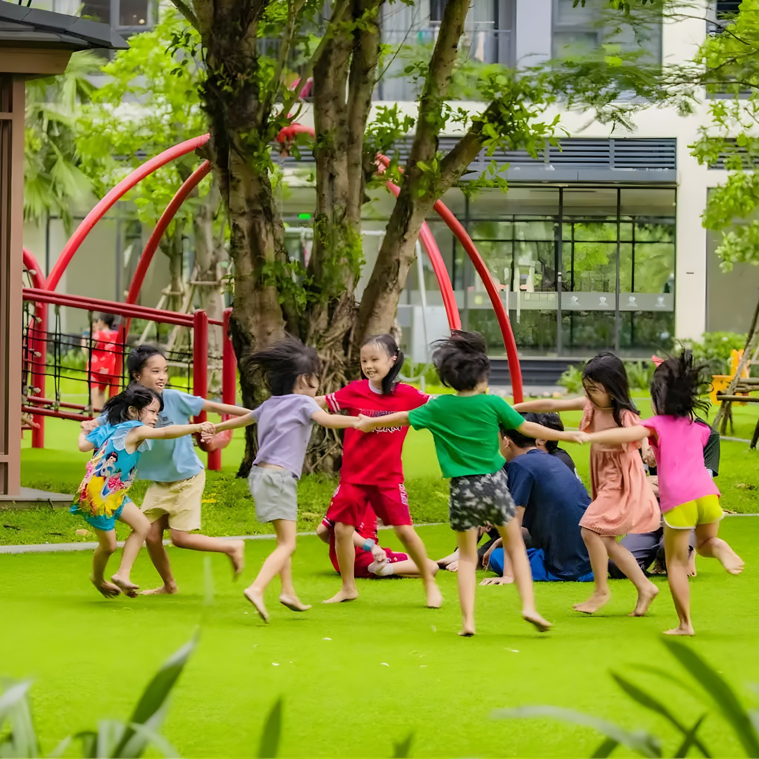 Mong con có môi trường nuôi dưỡng ước mơ lớn, gia đình trẻ chọn 'ly tâm' về Vinhomes Grand Park