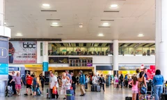 Khuyến cáo tiêm vắc xin khi du lịch nước ngoài