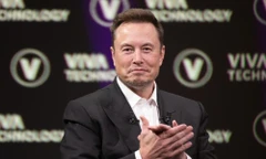 Elon Musk cảnh báo nước Mỹ nguy cơ 'phá sản 1.000%'