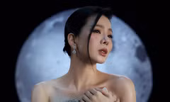 Lệ Quyên cầu cứu Khánh Thi - Phan Hiển
