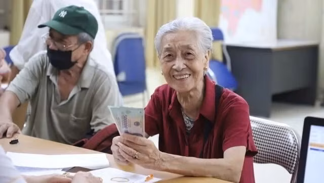 Lương hưu tăng ra sao 10 năm qua? 