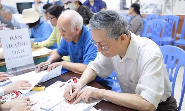 Đề xuất sửa quy định điều kiện hưởng lương hưu