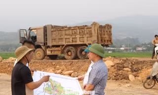 Một phường ở Lào Cai khơi thông dự án 'lụt' tiến độ bằng hành động nhân văn