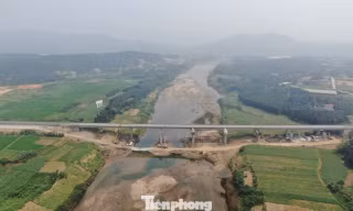 Hình ảnh cây cầu trên cao tốc Nội Bài - Lào Cai 