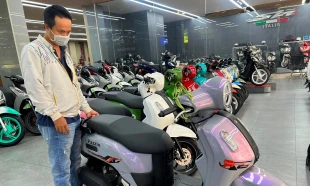 Khu vực nào ở TPHCM dự kiến cấm đăng ký xe xăng từ năm 2026?