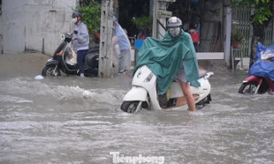 Ảnh hưởng bão số 13, TPHCM nguy cơ ngập nặng