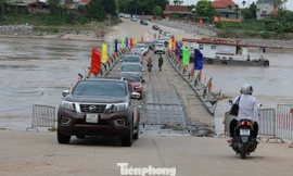 Nhìn lại gần 1 năm thực hiện sứ mệnh đặc biệt của cầu phao Phong Châu