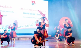 Sinh viên Sơn La và các tỉnh Bắc Lào toạ đàm, hòa ca vun đắp tình hữu nghị 