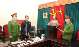 Đột nhập nhà hàng xóm phá két sắt trộm 360 triệu đồng