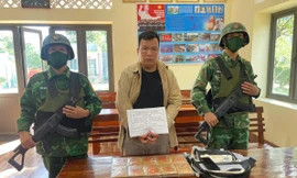 Bộ đội Biên phòng bắt đối tượng vận chuyển 10 bánh heroin