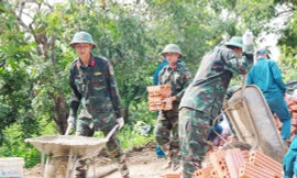 Quân khu 2 bắt tay xây mới 331 căn nhà cho người dân vùng lũ Sơn La