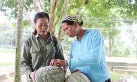 Nghị lực phi thường của nữ giám đốc hợp tác xã giúp nhiều người dân thoát nghèo