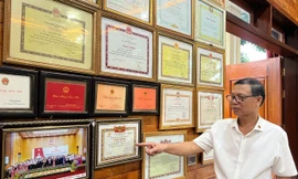 Chuyện về người đàn ông từ hai bàn tay trắng đến 'nông dân triệu phú'