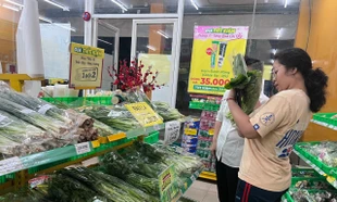 Chi phí leo thang, thị trường chật vật giữ giá