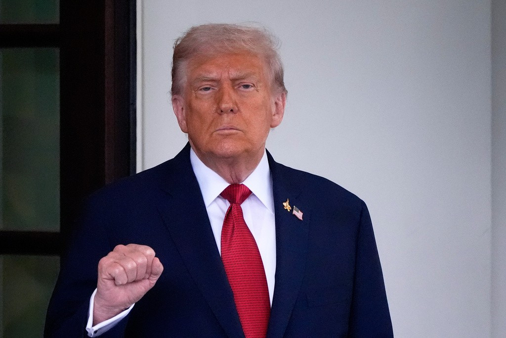 Tổng thống Mỹ Trump bất ngờ thông báo tăng thuế lên tới 100% với nhiều mặt  hàng | Báo điện tử Tiền Phong