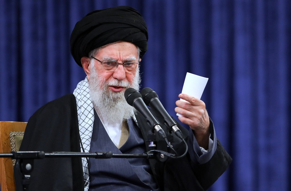 Tổng thống Mỹ Trump nói Đại giáo chủ Iran Ali Khamenei 'đã thiệt mạng' |  Báo điện tử Tiền Phong