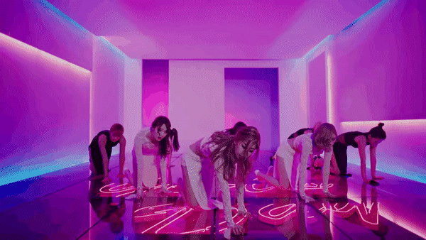 Ngược lại với các trường hợp bị ép buộc, nhóm nhạc nữ Girl's Day chủ động theo đuổi phong cách gợi cảm nữ tính. MV Something của nhóm từng gây sốt một thời với phần âm nhạc được đánh giá cao, hình ảnh và trang phục đẹp. Tuy nhiên, trong MV cũng có một số động tác vũ đạo bị đánh giá khiến người xem đỏ mặt. Ngược lại với các trường hợp bị ép buộc, nhóm nhạc nữ Girl's Day chủ động theo đuổi phong cách gợi cảm nữ tính. MV Something của nhóm từng gây sốt một thời với phần âm nhạc được đánh giá cao, hình ảnh và trang phục đẹp. Tuy nhiên, trong MV cũng có một số động tác vũ đạo bị đánh giá khiến người xem đỏ mặt.