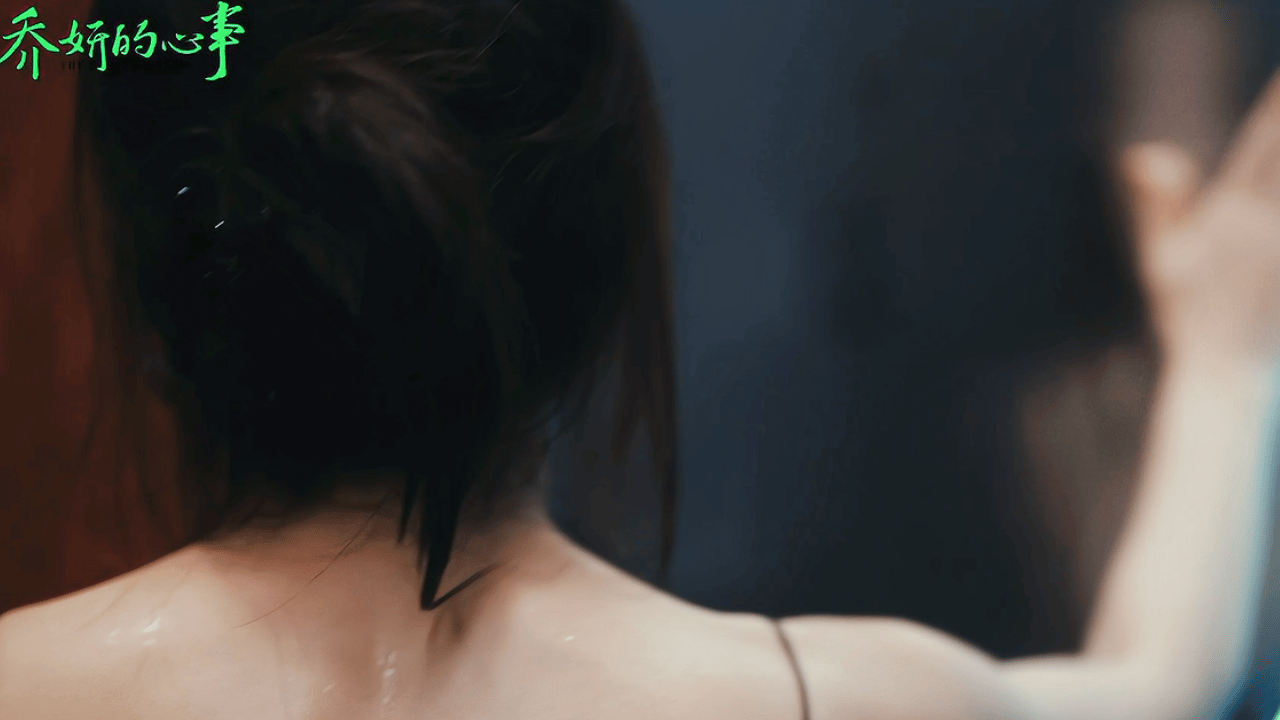 Triệu Lệ Dĩnh vào vai minh tinh có thân thế bí ẩn bị chính chị gái ruột uy hiếp. Triệu Lệ Dĩnh vào vai minh tinh có thân thế bí ẩn bị chính chị gái ruột uy hiếp.