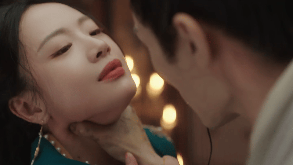 Cặp đôi &quot;tra nam - tiện nữ&quot; Thẩm Ngọc Dung và Uyển Nhi gây thích thú.