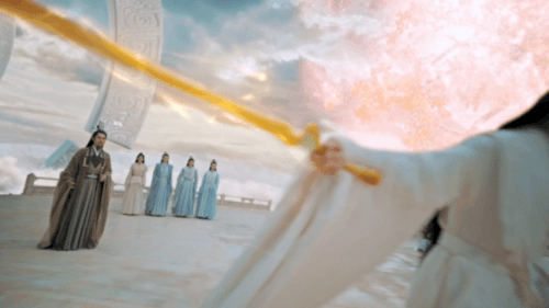 Dương Siêu Việt, Triệu Lộ Tư diễn cảnh bị đâm như buồn ngủ. Dương Siêu Việt, Triệu Lộ Tư diễn cảnh bị đâm như buồn ngủ.