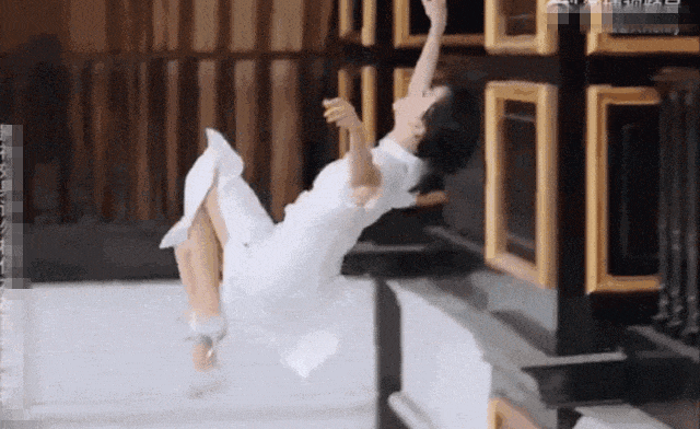 Khán giả chỉ trích các nhà sản xuất vì lượt xem mà bất chấp tất cả.