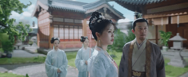 Cảnh quay như lồng máy giặt khiến khán giả chóng mặt và góc máy kém đẹp trong phim Ninh An như mộng.