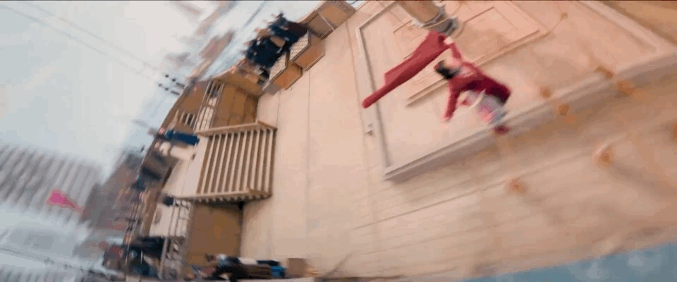 Kỹ xảo của phim kém chân thực, thiếu logic.