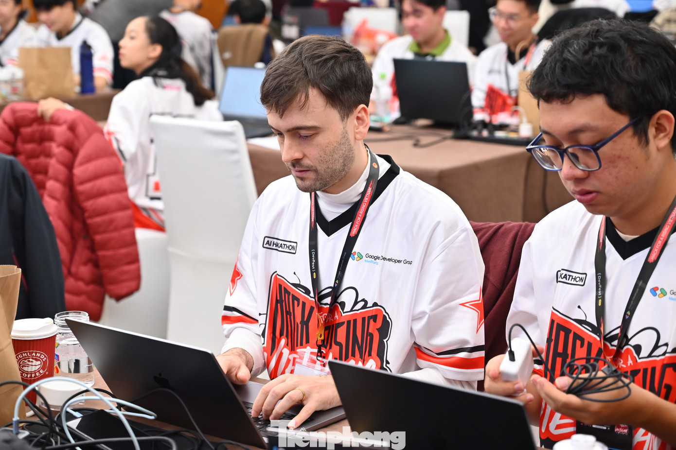 tp-hackathon-mien-trung-3.jpg