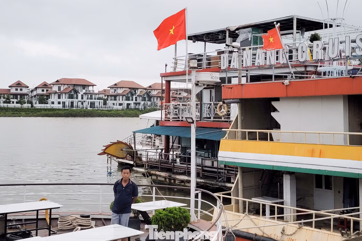 tp-du-thuyen-nup-bao-22.jpg