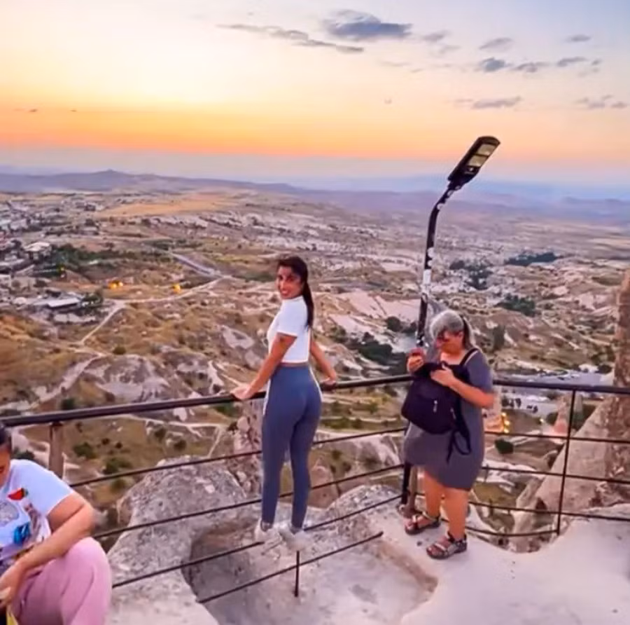 tourist.jpg