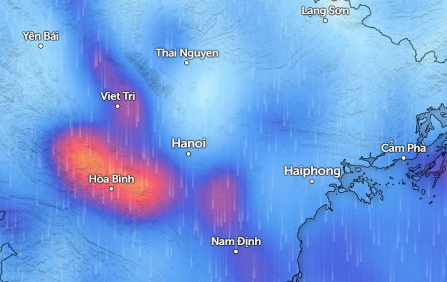Dự báo mưa ở nhiều tỉnh thành miền Bắc trong khoảng sáng đến trưa 24/7 (những vùng màu xanh là mưa nhỏ đến vừa, màu đỏ là mưa vừa đến mưa to). Ảnh: Zoom Earth, OpenStreetMap, ICON. rain-jul24-noon.jpg