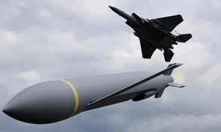 Tiết lộ mốc thời gian Mỹ chuyển tên lửa tầm xa ERAM cho Ukraine