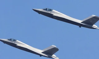 Tiêm kích tàng hình J-35 của Trung Quốc sẵn sàng hoạt động trên tàu sân bay?