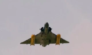 Hé lộ hình ảnh tiêm kích Mirage 2000-5F mang tên lửa tầm xa SCALP