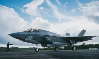 Mỹ công bố hình ảnh mới nhất về 10 máy bay tàng hình F-35 triển khai gần Venezuela