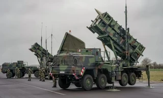 Bốn thành viên NATO chi hơn một tỷ USD mua vũ khí cho Ukraine