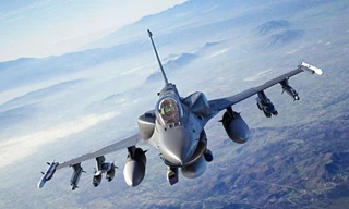 Ba Lan chi hàng tỷ đô la hiện đại hóa máy bay chiến đấu F-16