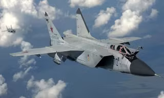 Nga phóng ồ ạt UAV và tên lửa, Ukraine kích hoạt hệ thống phòng không