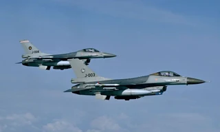 NATO sẵn sàng bắn hạ máy bay vi phạm không phận