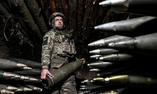 Mỹ trừng phạt hàng loạt tập đoàn vũ khí lớn vì chậm trễ cung cấp đạn dược cho Ukraine