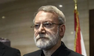 Quan chức Iran cảnh báo khu vực 'sẽ chìm trong bóng tối' 