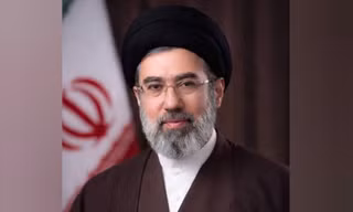 Lãnh tụ Tối cao Iran đưa ra thông điệp mới, thề sẽ trả thù cho sự ra đi của cha mình