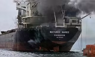 2.000 tàu mắc kẹt ở eo biển Hormuz, 20.000 thủy thủ kêu cứu giữa phong tỏa