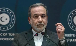 Iran tuyên bố sẵn sàng cho các cuộc tấn công trên bộ, khẳng định ‘không tin Mỹ’