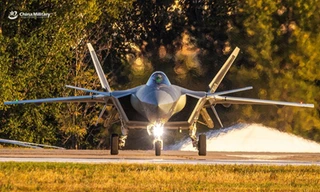 Trung Quốc tiết lộ thông tin phiên bản mới của máy bay chiến đấu tàng hình J-20