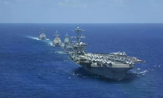 Iran tuyên bố tấn công tàu sân bay Mỹ